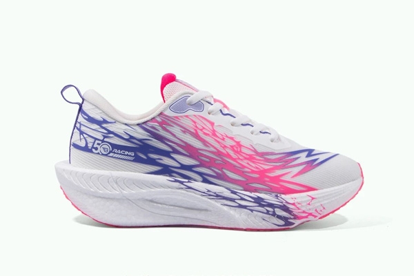 标速C200竞速跑鞋疾速来袭！